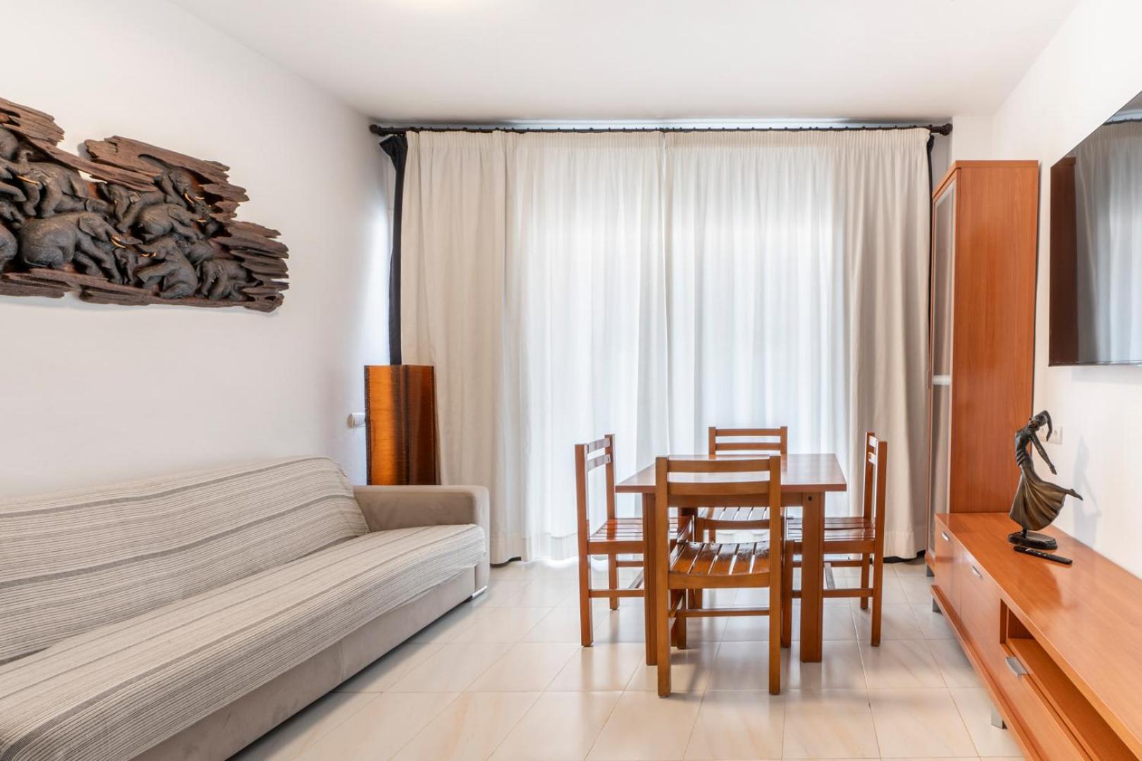 Apartamentos Cel Blau سانتا أيُلاريا ذيس ريو الغرفة الصورة