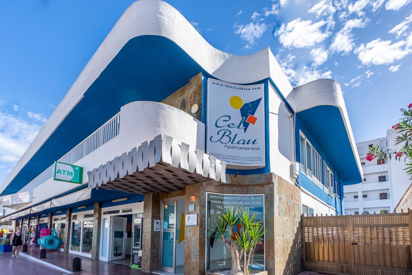 Apartamentos Cel Blau سانتا أيُلاريا ذيس ريو المظهر الخارجي الصورة